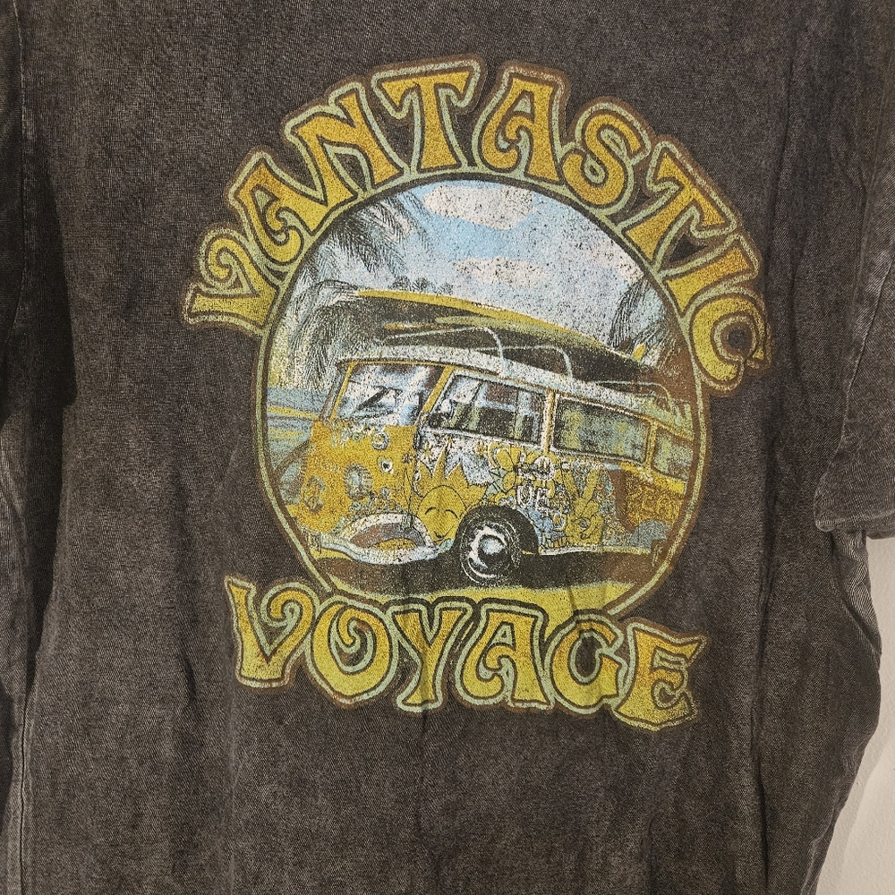 Womens Graphic Tee - Gray Fantastic Voyage